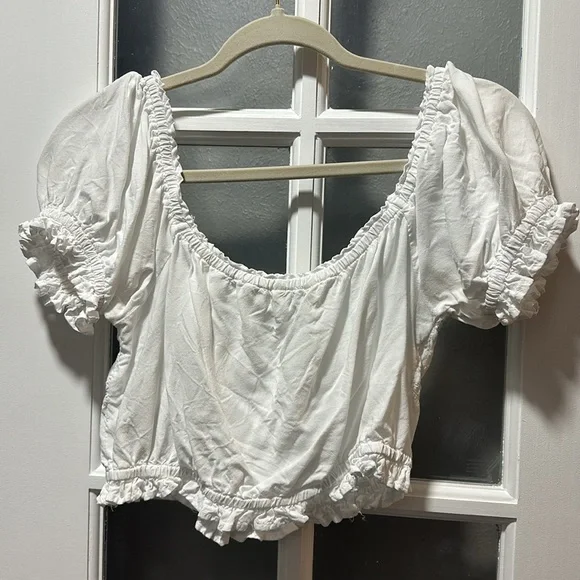 Sim & Sam Eyelet Cap Sleeve Crop Top - Picture 5 of 5